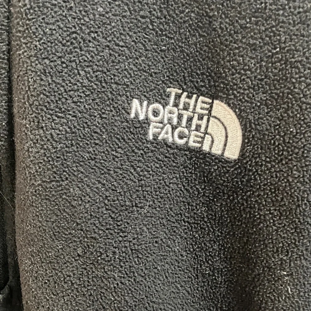 The North Face Men's Black Polyester 1/4 Quarter Zip Jacket Fleece